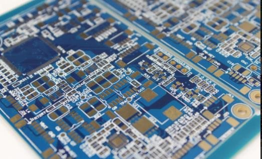 工程师 PCB 设计布局指南简介